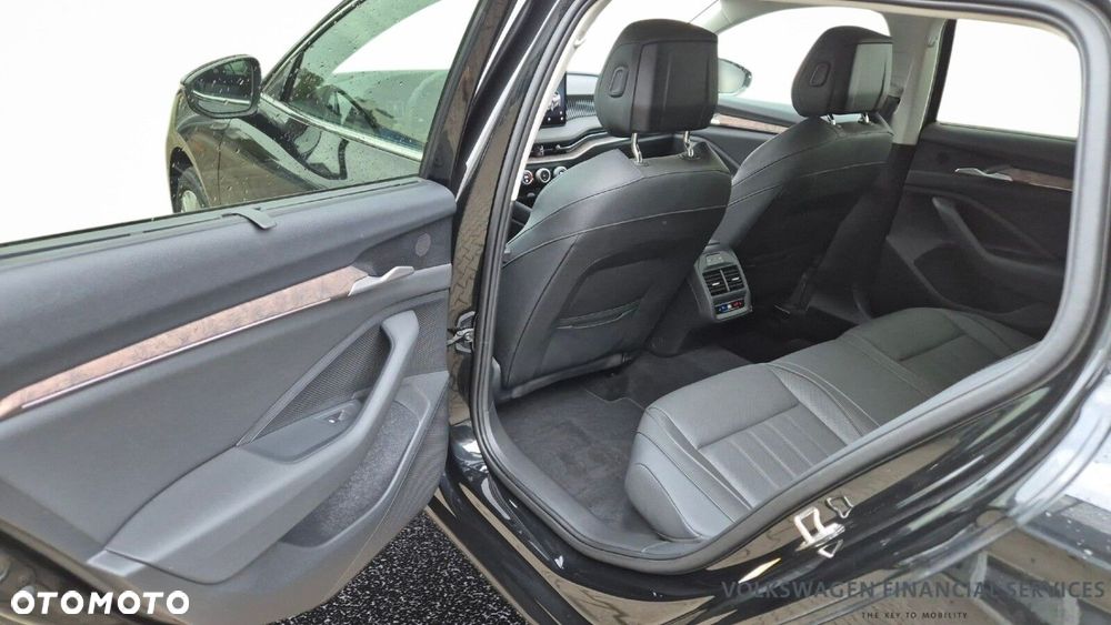 Skoda Superb 2.0 TDI SCR L&K DSG - 7