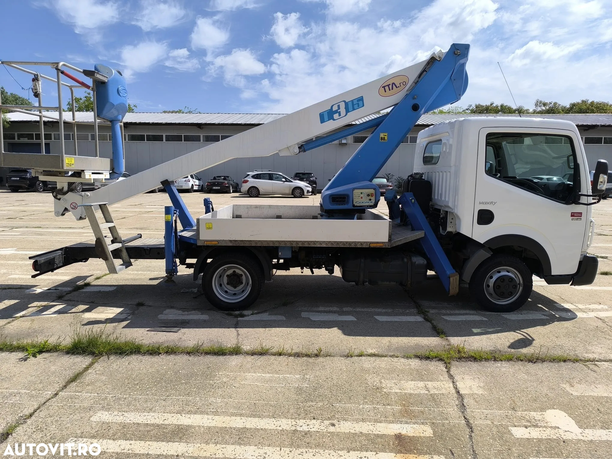 Renault MAXITY - 18