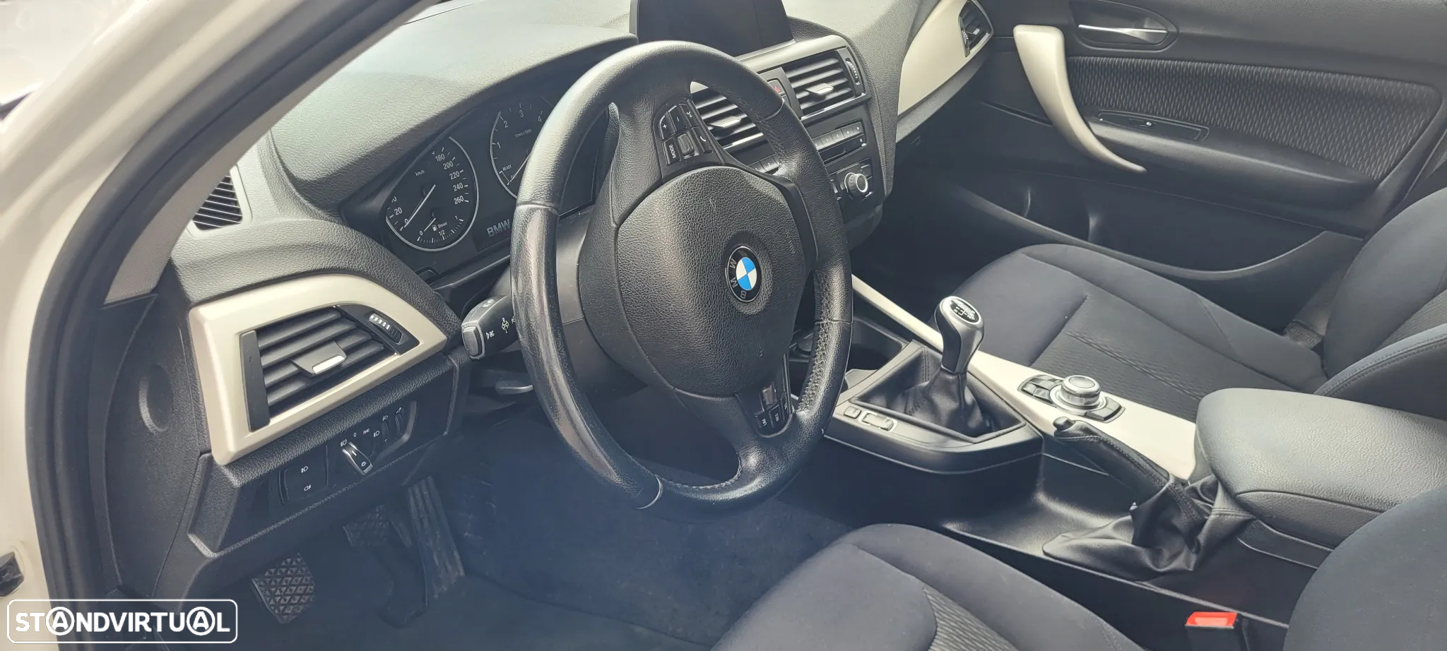 BMW 116 d Line Urban - 10