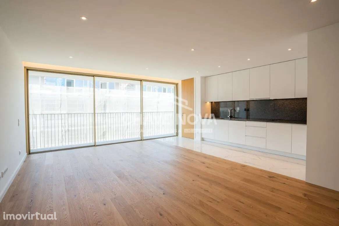 Apartamento T2 Novo, com vista de Mar - Grande imagem: 2/19