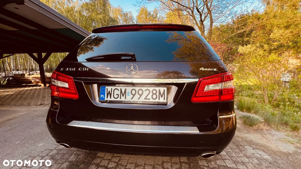 Mercedes-Benz Klasa E 350 CDI BlueEff - 32