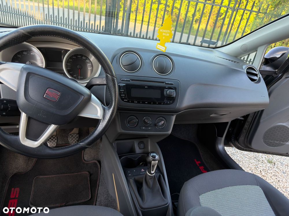 Seat Ibiza SC 1.6 16V Reference - 9
