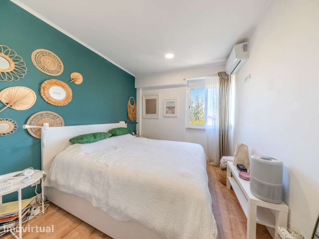 T2 Remodelado c/ Suite, 2 WCs, Varanda e Arrecadação a 5 min do Met... - Grande imagem: 3/23
