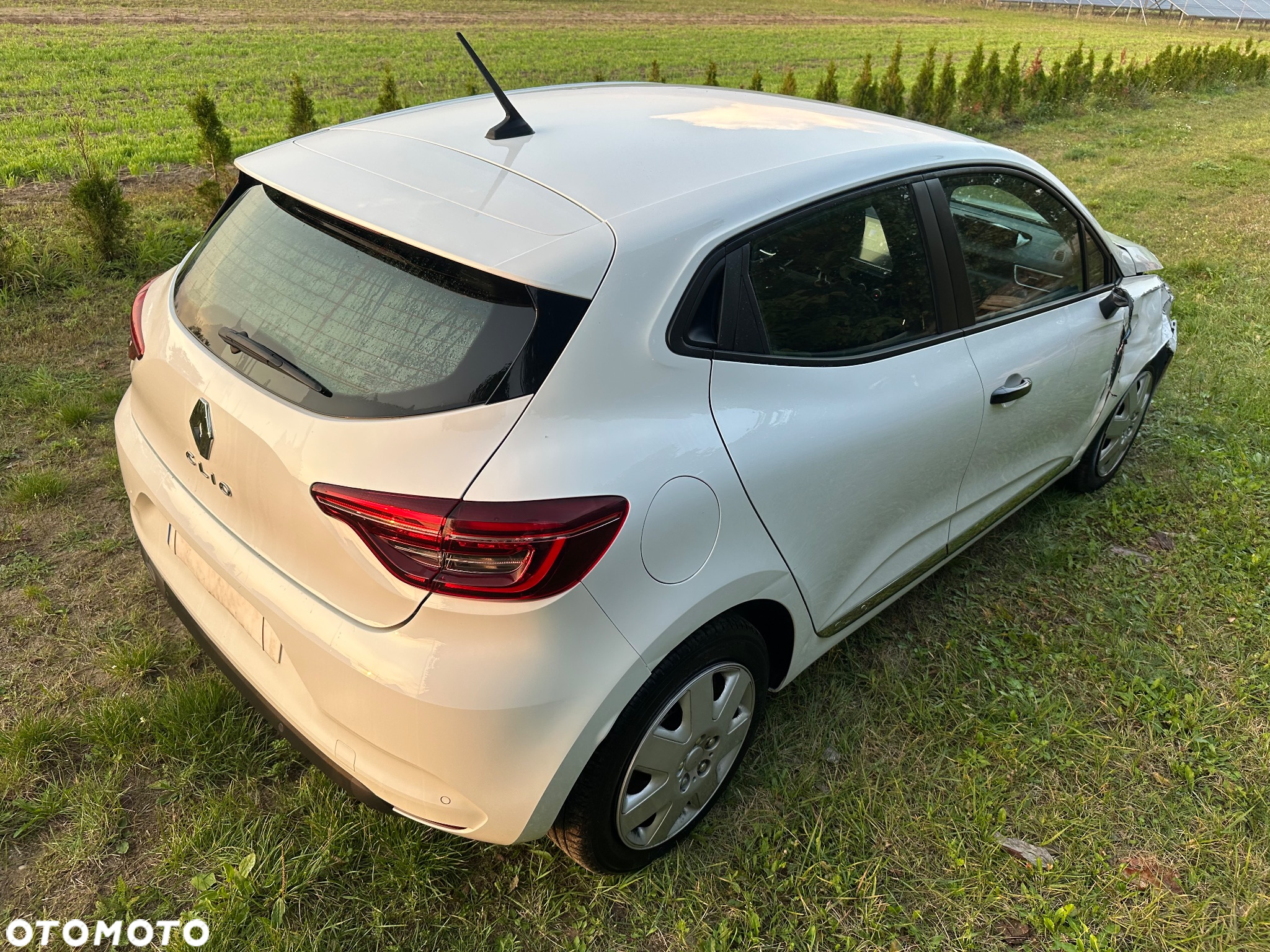 Renault Clio TCe 90 TECHNO - 8