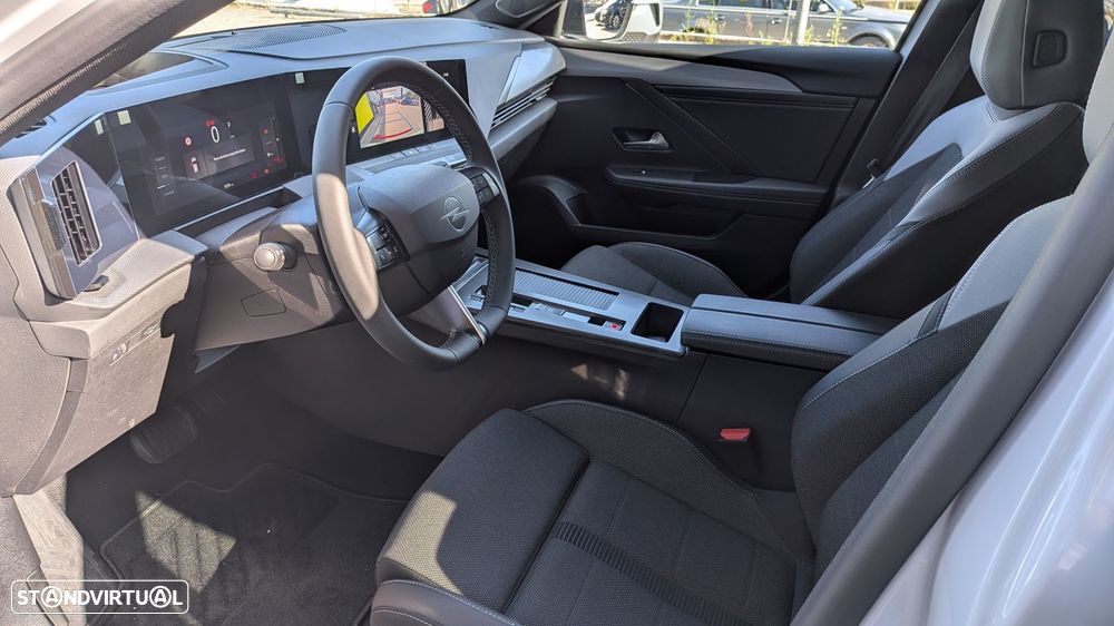 Opel Astra Sports Tourer - 9