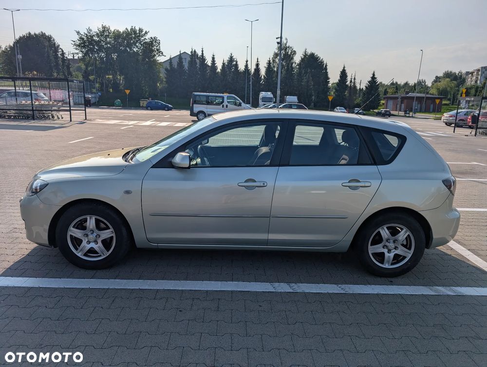 Mazda 3 1.6 Exclusive - 12