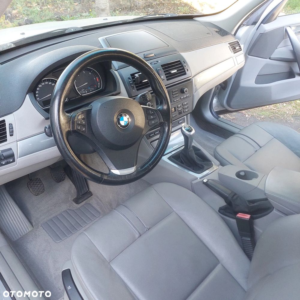 BMW X3 2.0d - 17