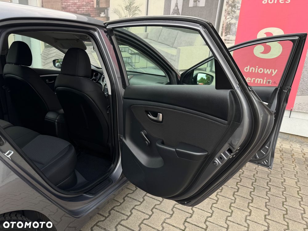 Hyundai i30 - 27