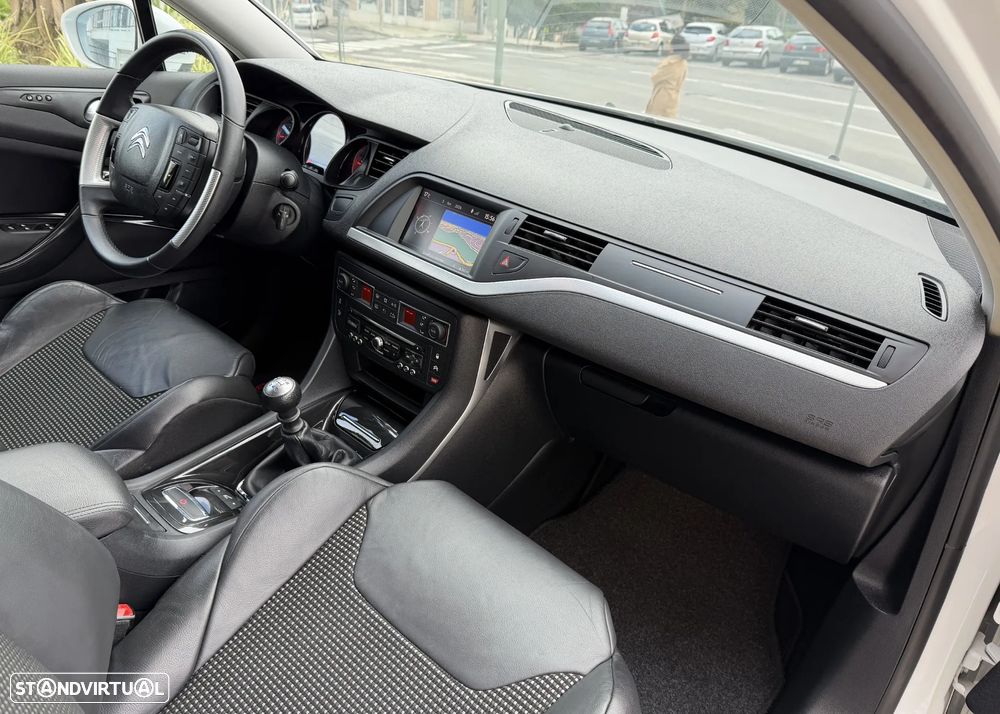 Citroën C5 Tourer HDi 165 FAP Exclusive - 19