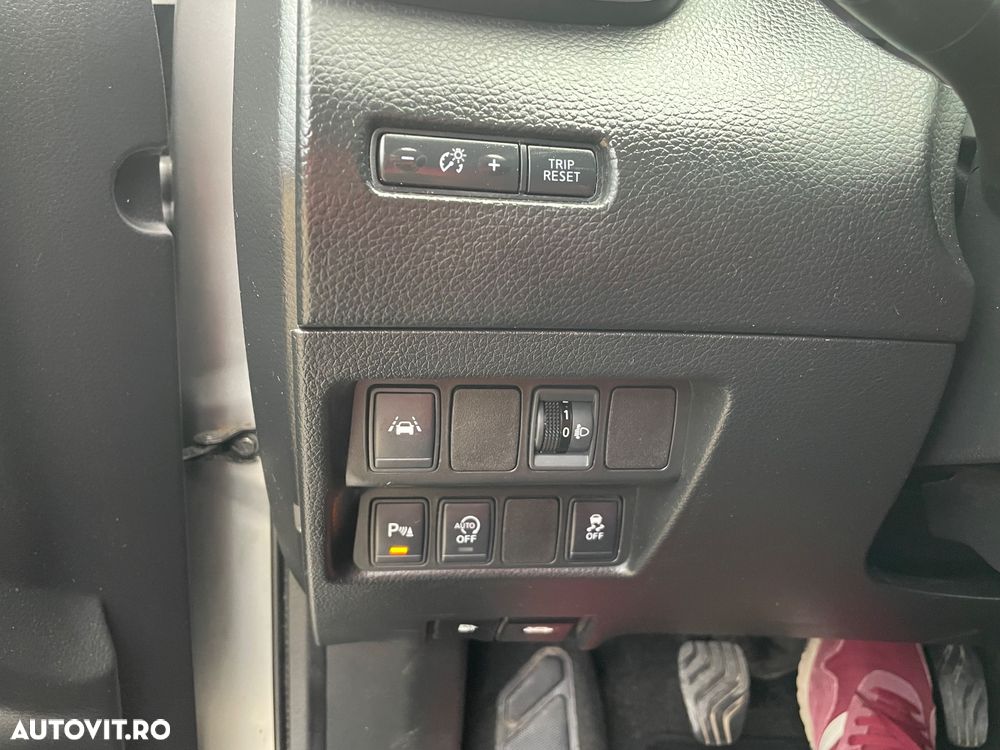Nissan Qashqai - 32