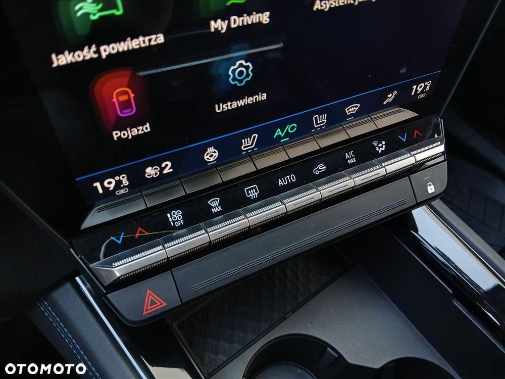 Renault Rafale 1.2 E-Tech PHEV 4x4 300 esprit Alpine MMT - 17