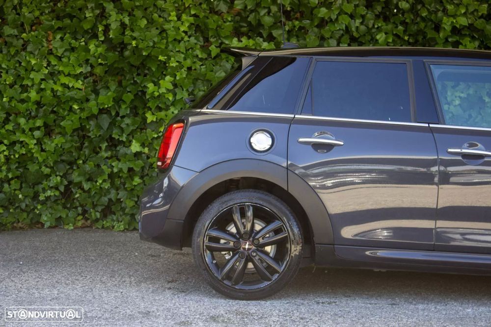 MINI 5 Portas Cooper SD Auto Desportiva - 5