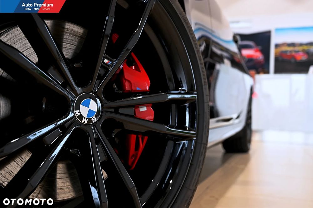 BMW Seria 3 330i xDrive M Sport - 24