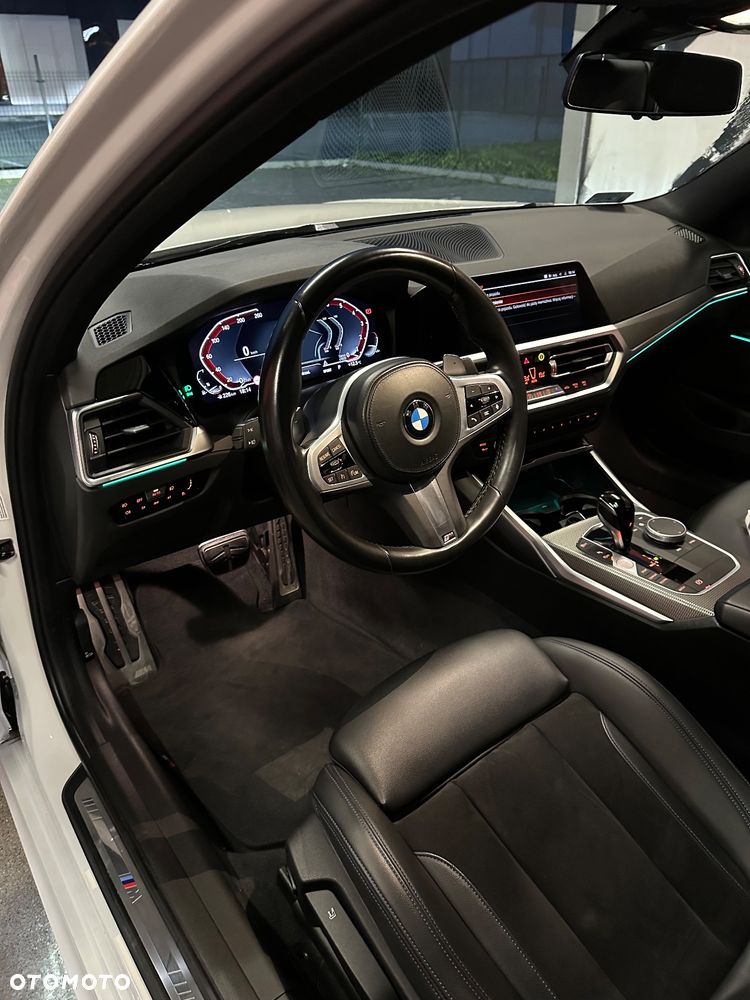 BMW Seria 3 320i M Sport sport - 9
