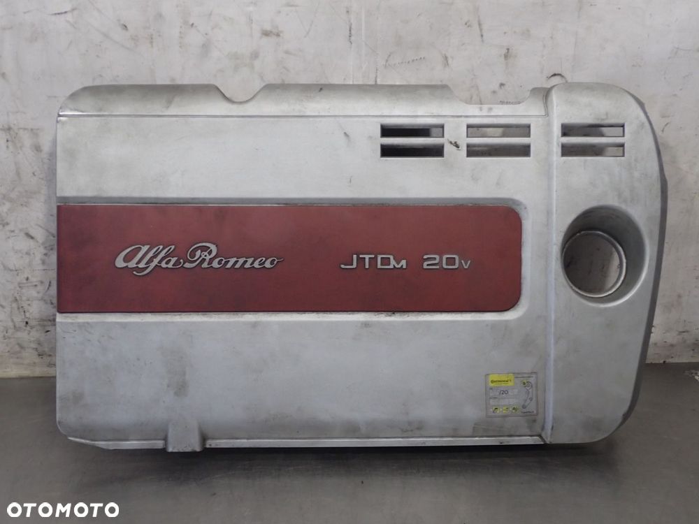 POKRYWA SILNIKA ALFA ROMEO 159 SPORTWAGON