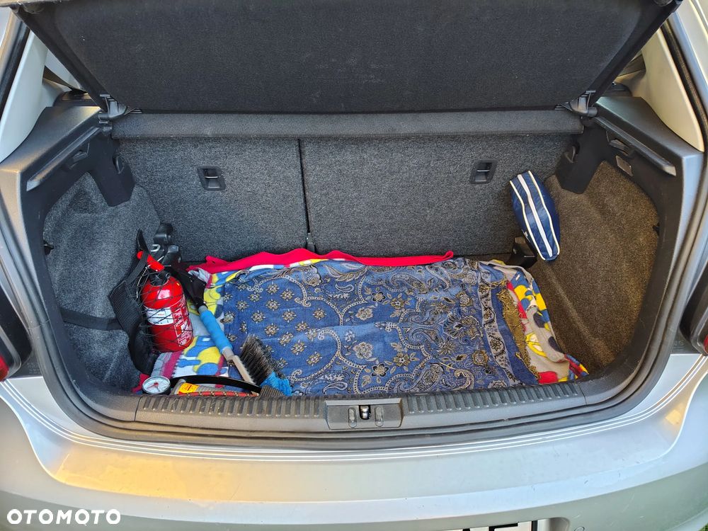 Volkswagen Polo - 6