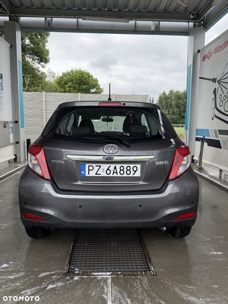 Toyota Yaris 1.33 Dynamic - 18