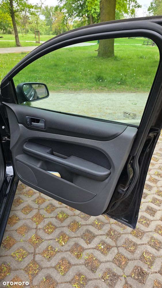 Ford Focus - 16