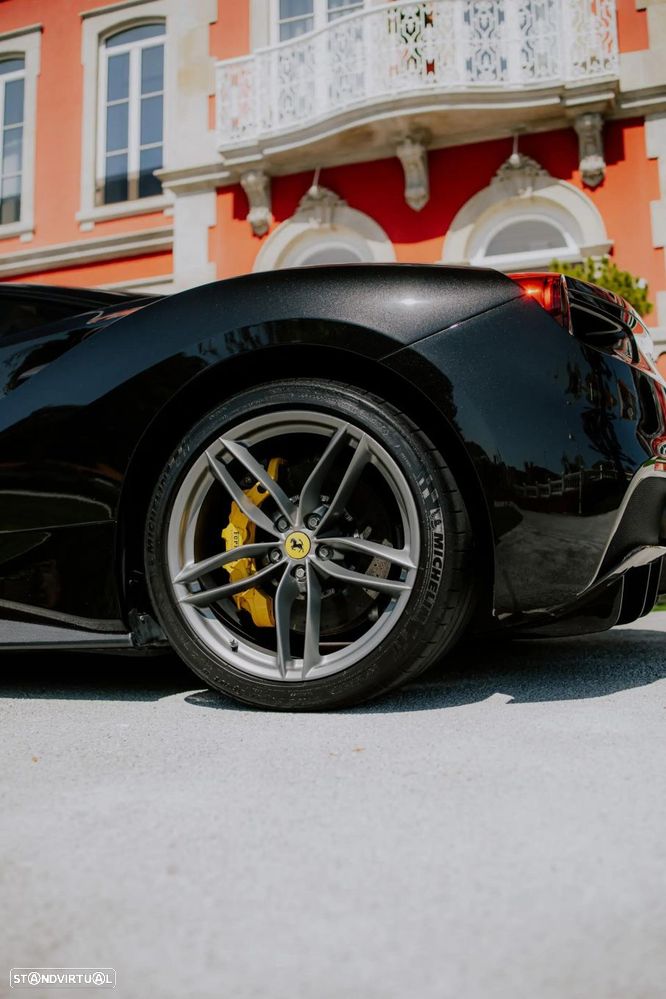 Ferrari 488 GTB - 10