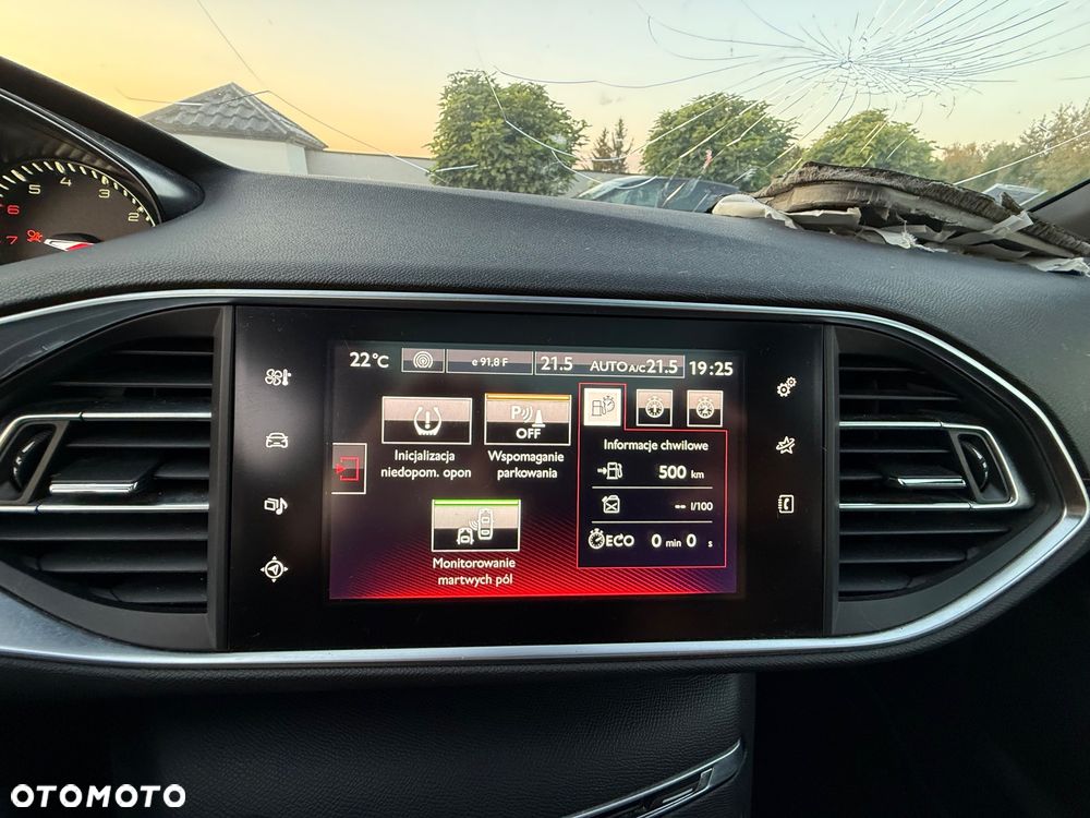 Peugeot 308 PureTech 130 EAT6 Stop & Start GT-Line Edition - 21