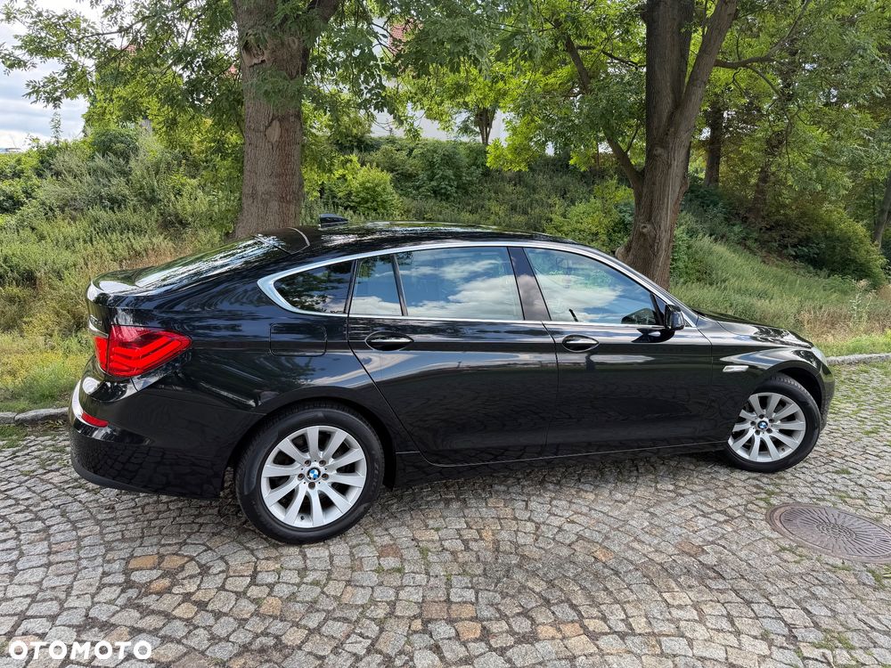 BMW 5GT 530d - 13
