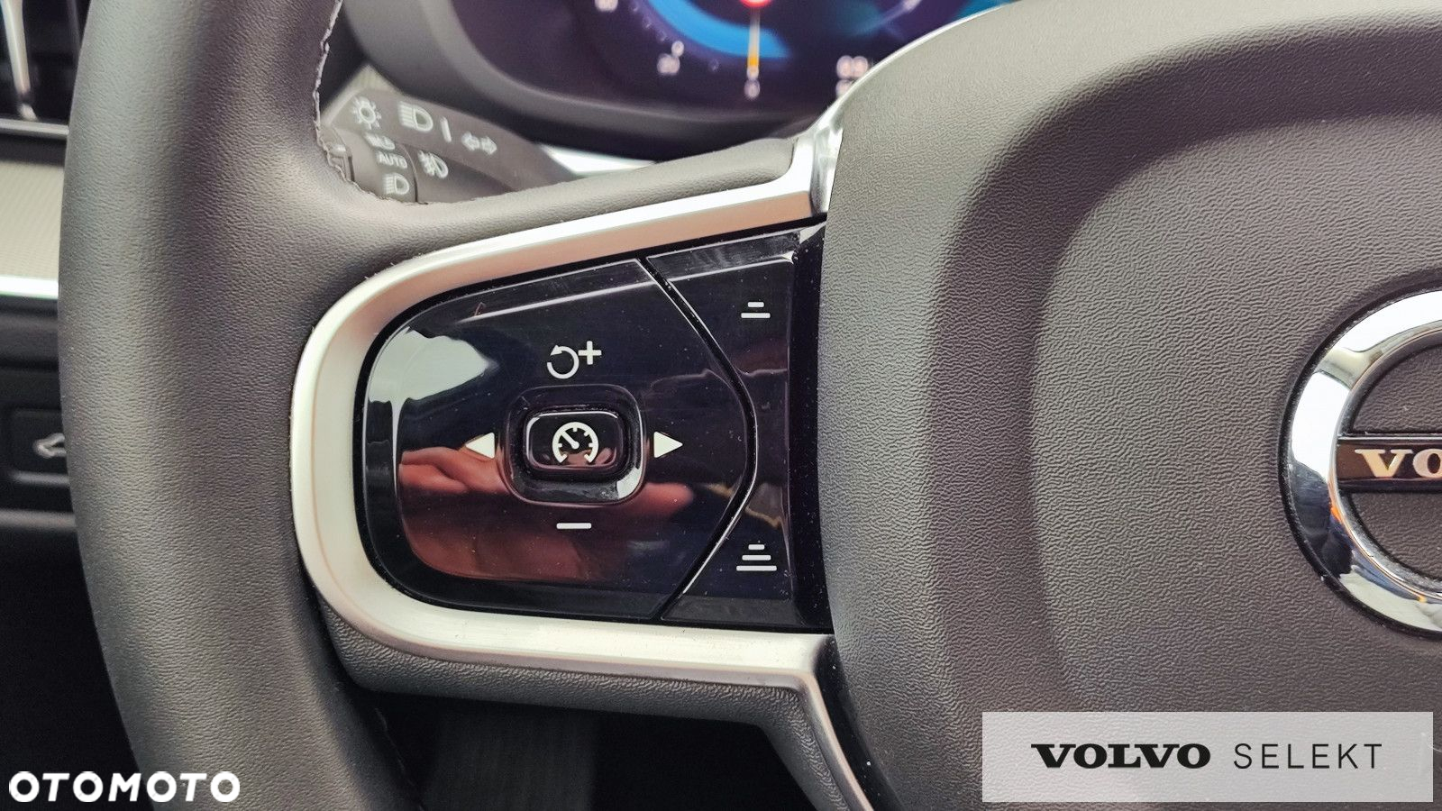Volvo XC 60 - 30