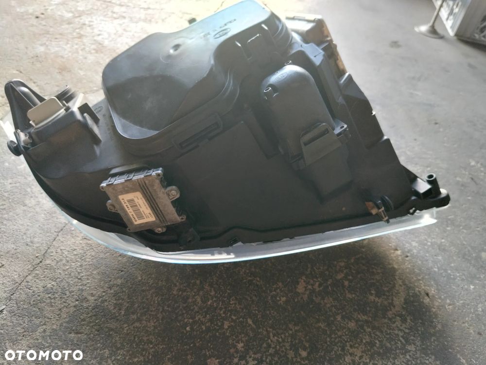 Lampa przód BMW E90, E91 Europa ,lewa - 5
