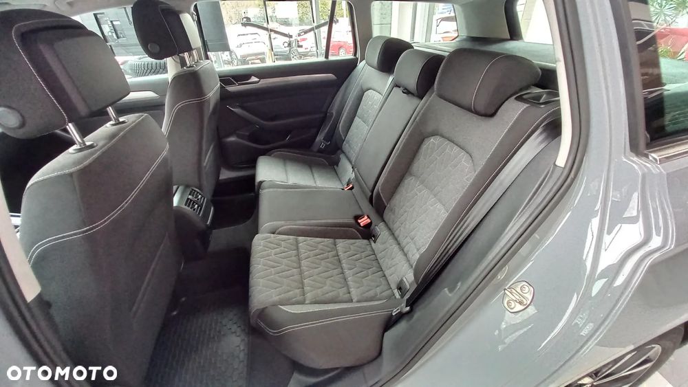 Volkswagen Passat Variant 1.5 TSI EVO Business DSG - 24