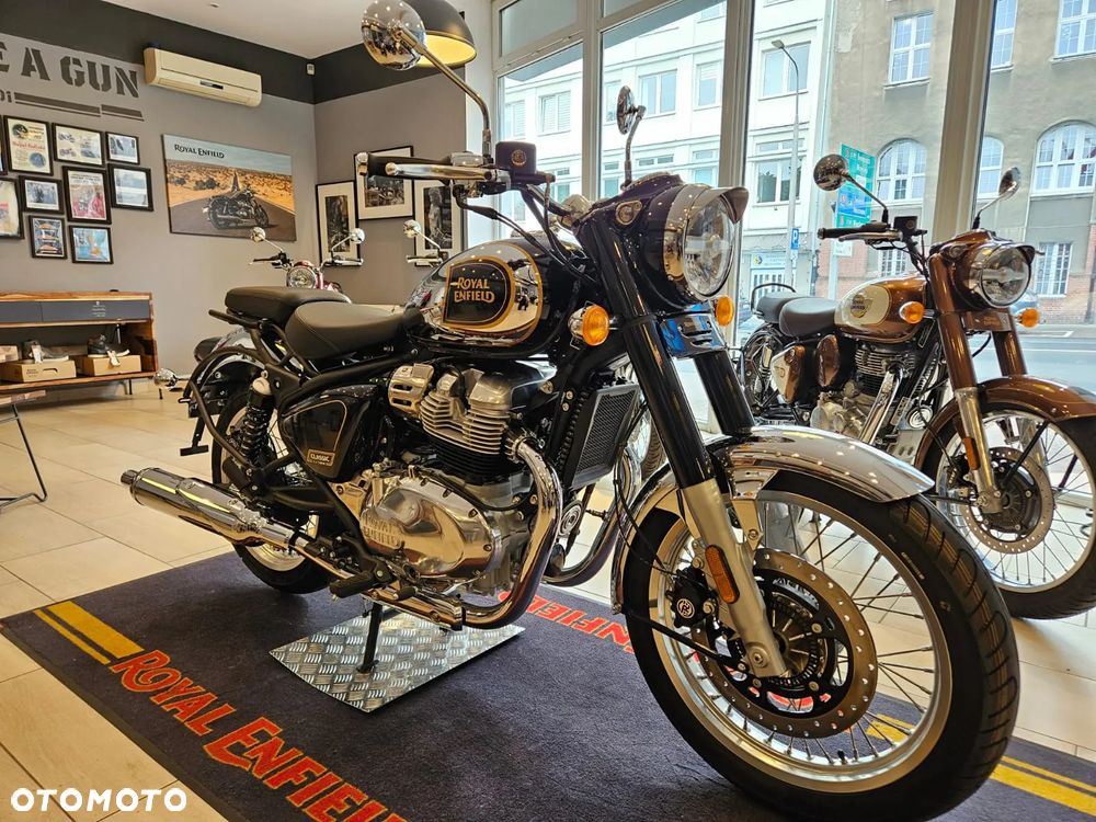 Royal Enfield Classic - 2