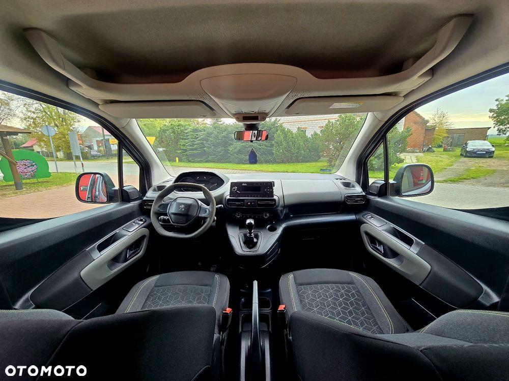 Peugeot Rifter - 8