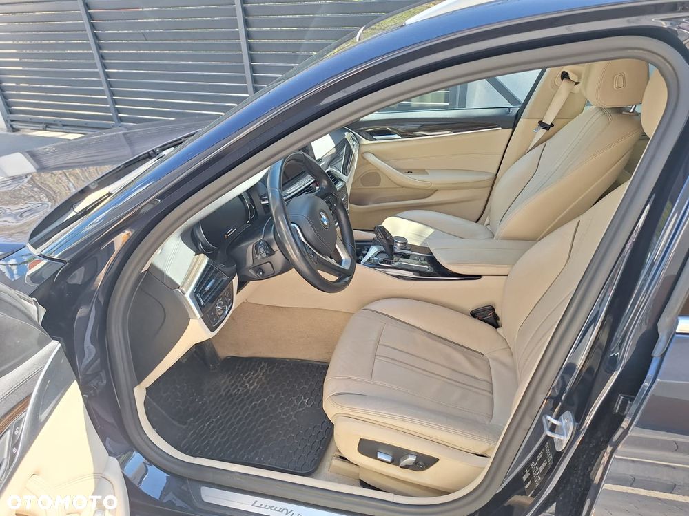 BMW Seria 5 530d Blue Performance - 11