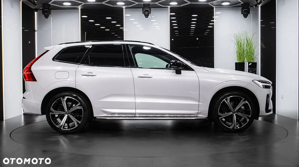 Volvo XC 60 B4 B R-Design - 9