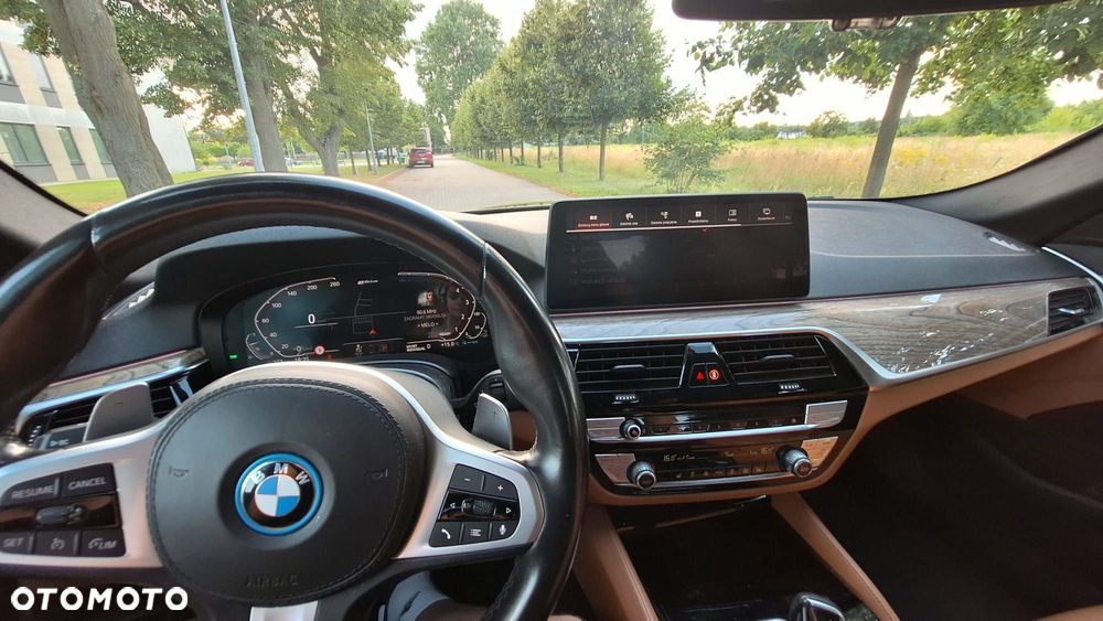 BMW Seria 5 520e M Sport sport - 19