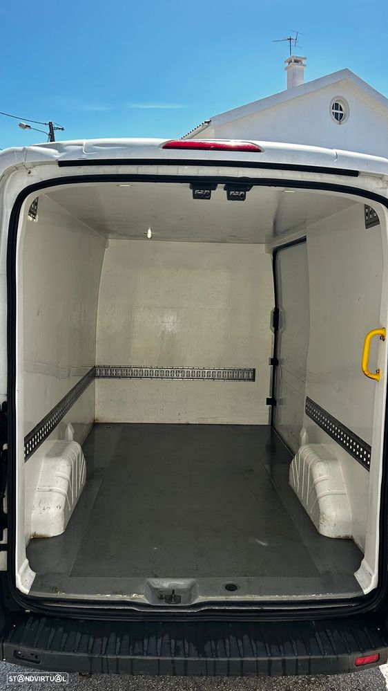 Ford TRANSIT - 11