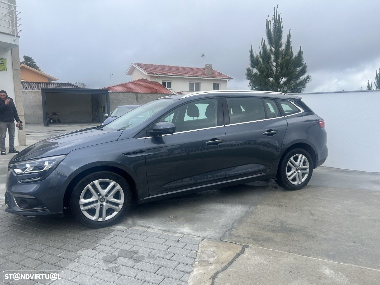 Renault Mégane 1.5 Blue dCi Intens EDC - 2