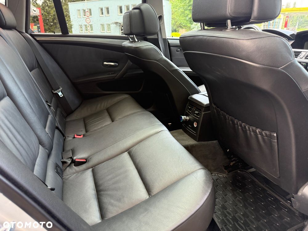 BMW Seria 5 520d Edition Exclusive - 34