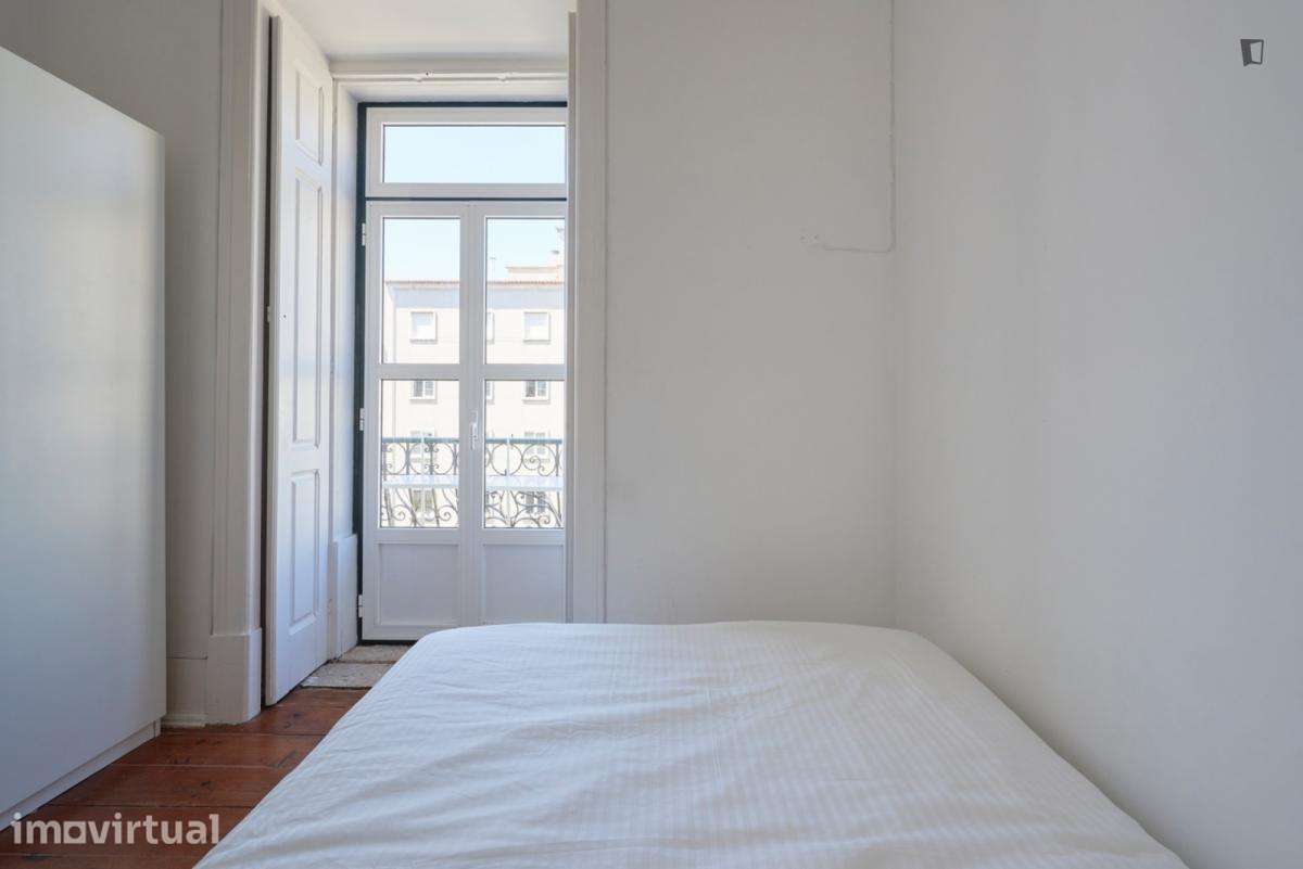 Quarto - localizado em Arroios Lisbon - Grande imagem: 3/28