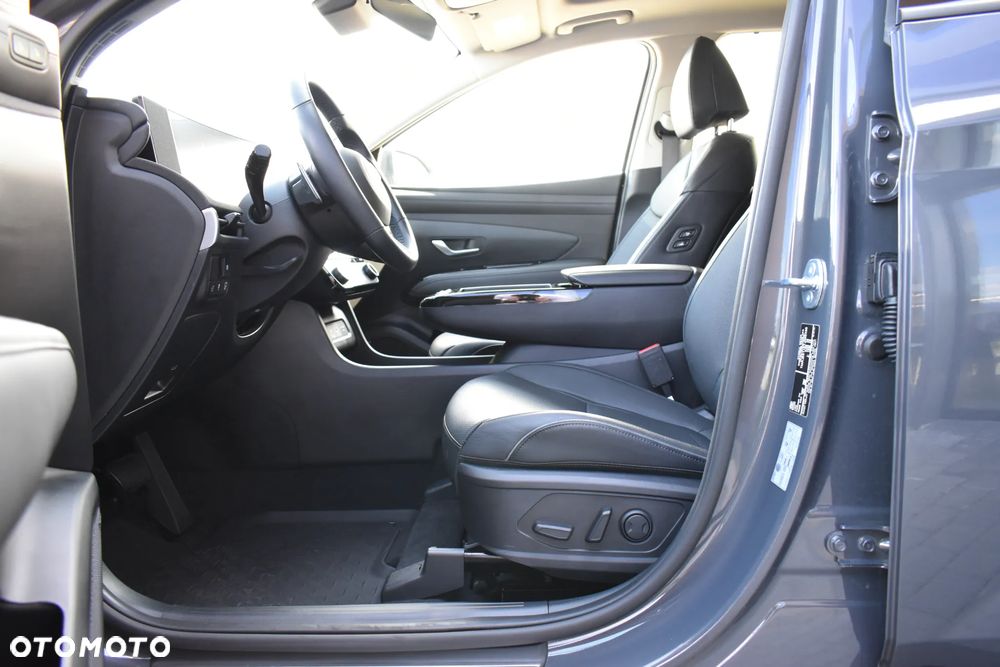 Hyundai Tucson 1.6 T-GDi HEV Platinum 2WD - 18