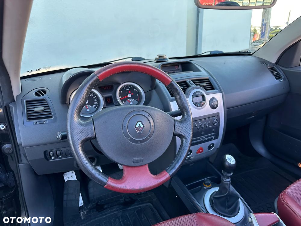 Renault Megane - 24
