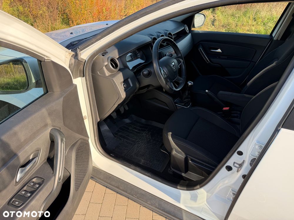 Dacia Duster 1.6 SCe Comfort - 26