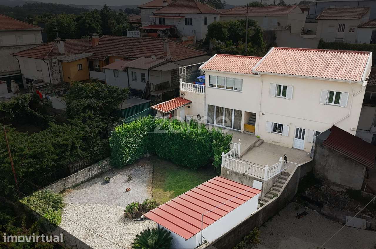 Moradia T3 com Jardim no Arco, Santo Tirso - Grande imagem: 2/31