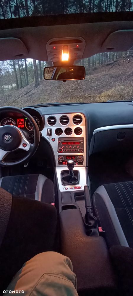 Alfa Romeo Brera 2.2JTS Sky View - 10