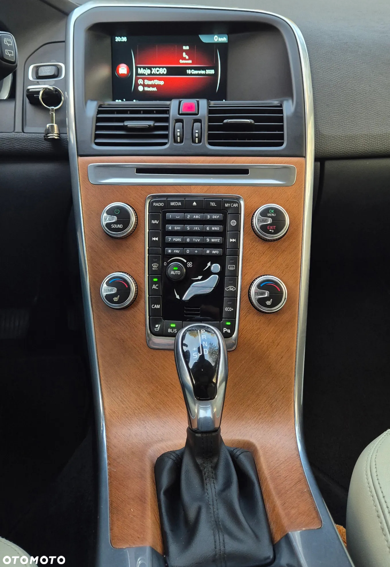 Volvo XC 60 T5 Geartronic Summum - 8