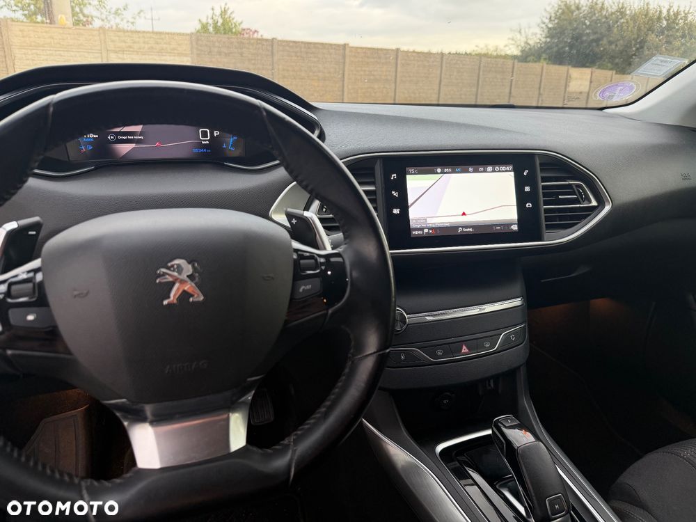Peugeot 308 - 10