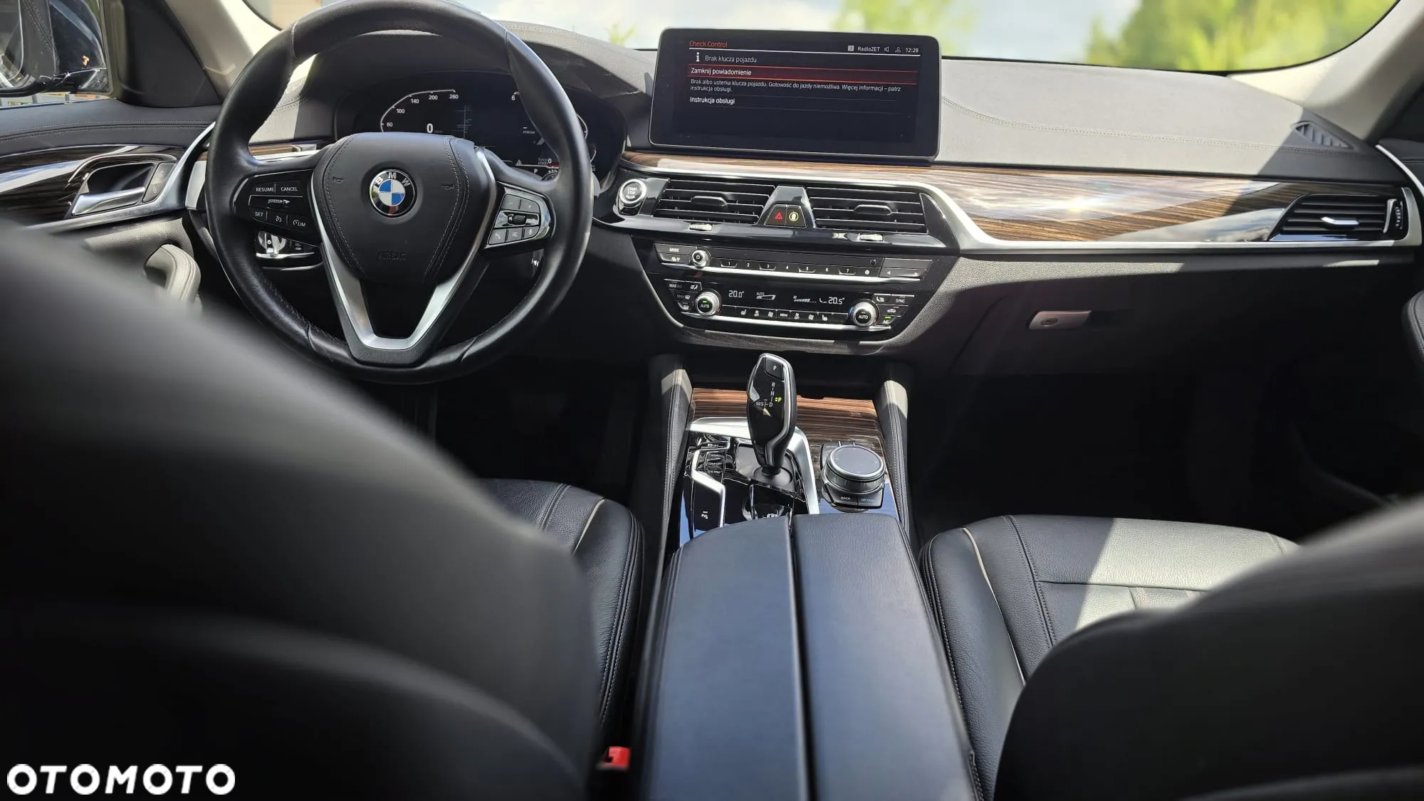 BMW Seria 5 520d Luxury Line - 9