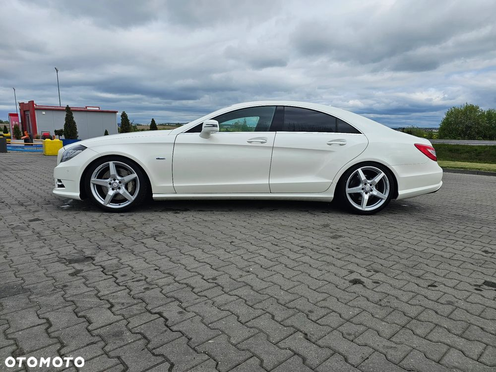 Mercedes-Benz CLS 500 BlueEffICIENCY - 5