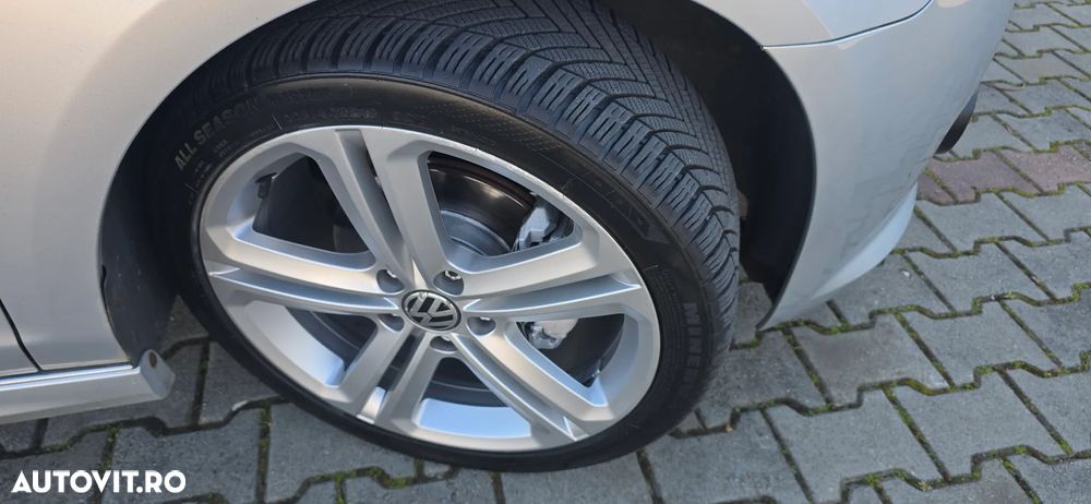 Volkswagen Golf - 30