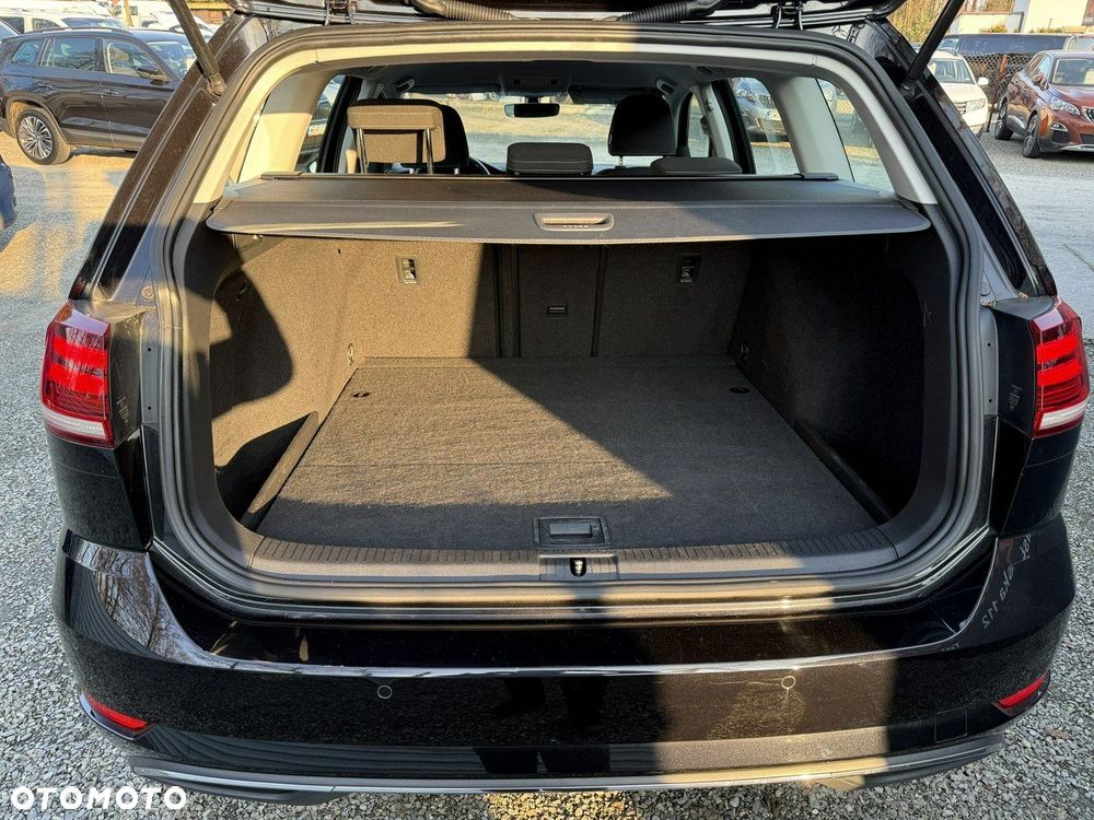Volkswagen Golf - 9