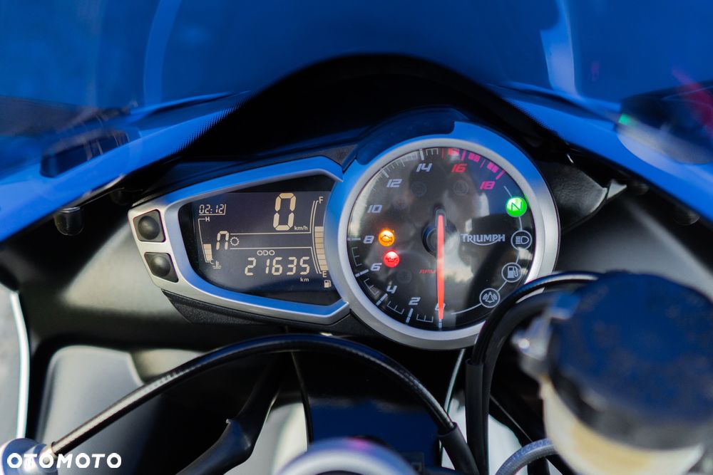 Triumph Daytona - 22