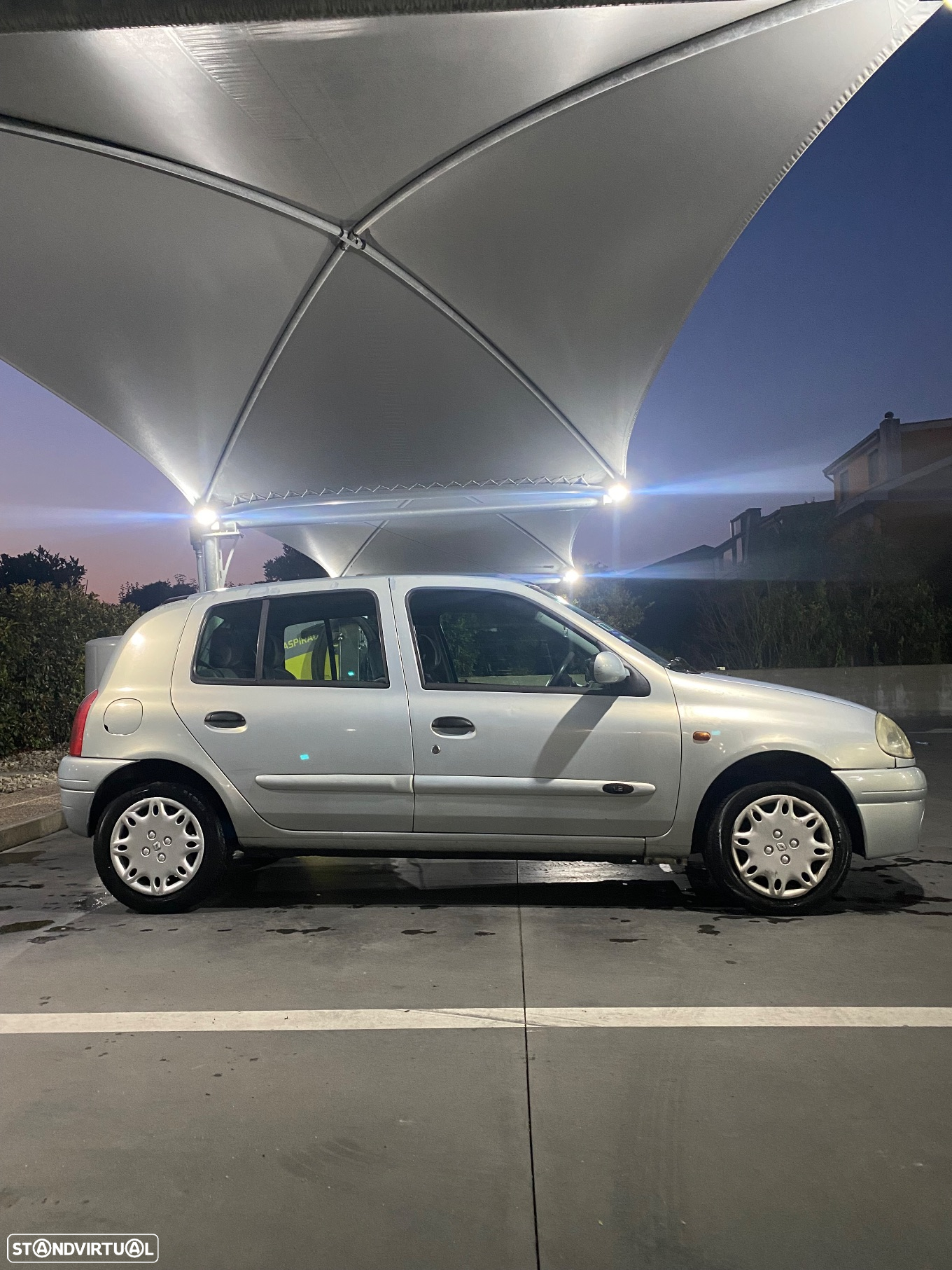 Renault Clio 1.2 RN - 3